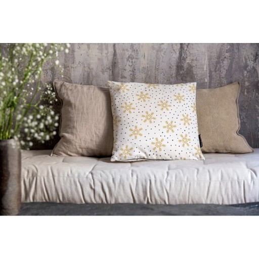 Pernă decorativă 45x45 cm cu model de Crăciun Golden Snowflakes – Butter Kings