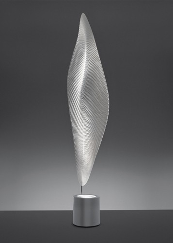 Lampadar Artemide Cosmic Leaf design Ross Lovegrove  transparent