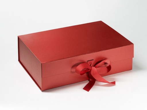 Cutie cadou Folda A4 Deep  inchidere magnetica si fundita  Pearl Red