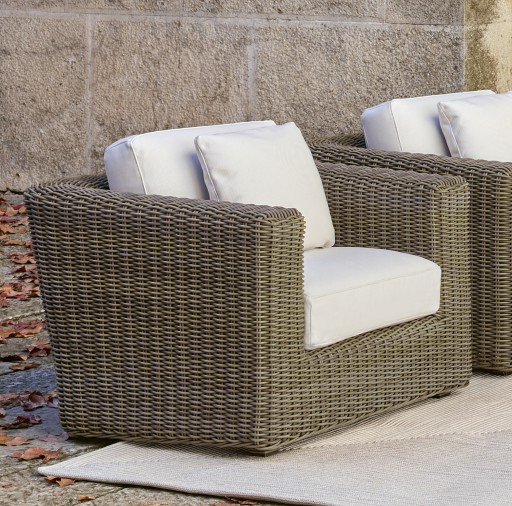 Fotoliu exterior Point Heritage  structura aluminiu  cadru maro  textil alb G1 22