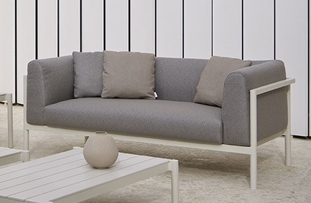 Canapea exterior Point Origin cu 2 locuri  cadru crem aluminiu  textil gri G2 1252