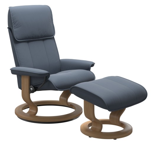 Fotoliu recliner cu taburet Stressless Admiral M Classic  baza Oak stain  tapiterie piele Paloma Sparrow Blue