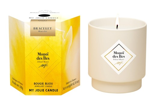 Lumanare parfumata My Jolie Candle Les Surprenantes Island Monoi 180g + bratara aurie surpriza