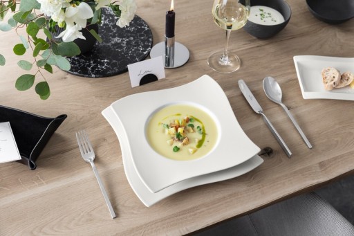 Farfurie adanca NewWave, Villeroy &amp; Boch, 24.5x24.5x4.5 cm, 340 ml, portelan premium, alb