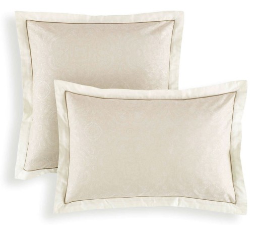 Fata de perna Descamps Leopold 65x65cm  Crem