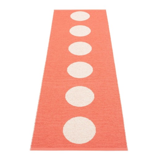 Covor tip traversă pentru interior și exterior somon 70x225 cm Vera Flamingo – Pappelina