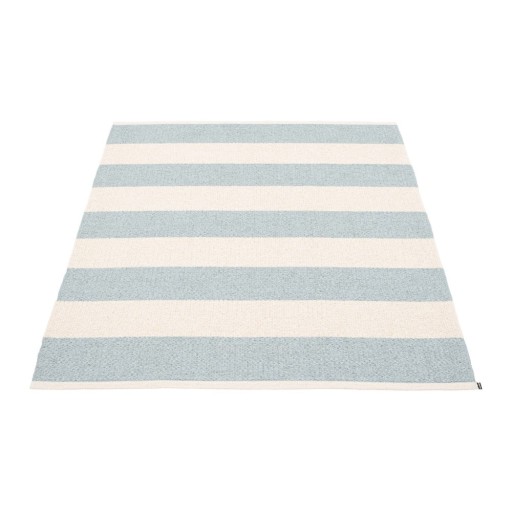 Covor pentru exterior și interior albastru deschis/crem 140x180 cm Bob Blue Fog – Pappelina