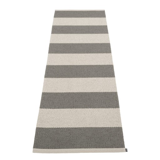 Covor tip traversă pentru interior și exterior gri antracit/crem 70x225 cm Bob Charcoal Linen – Pappelina