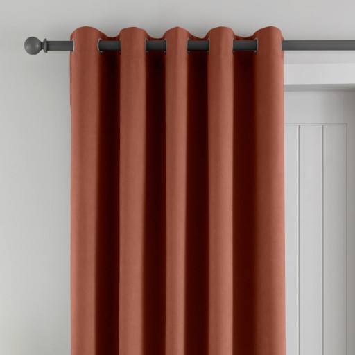 Draperie teracotă blackout/termoizolantă 117x213 cm cu prindere la ușă Wilson – Catherine Lansfield