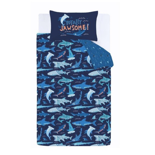 Lenjerie de pat pentru copii albastră pentru pătuț 120x150 cm Jawsome Shark – Catherine Lansfield