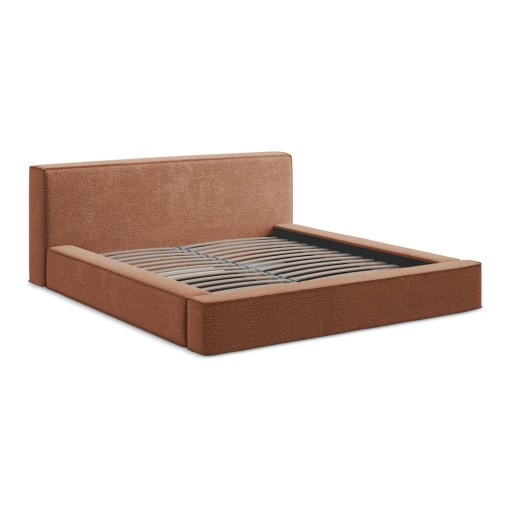 Pat dublu tapițat în nuanța teracotă cu spațiu de depozitare cu grilă de 140x200 cm Noho - Makamii