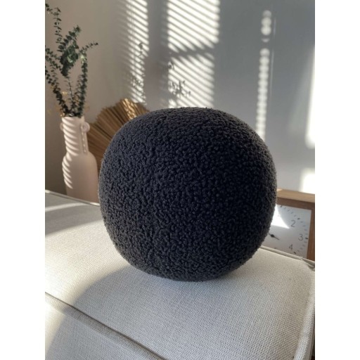 Pernă decorativă din material bouclé ø 25 cm Top – Mioli Decor
