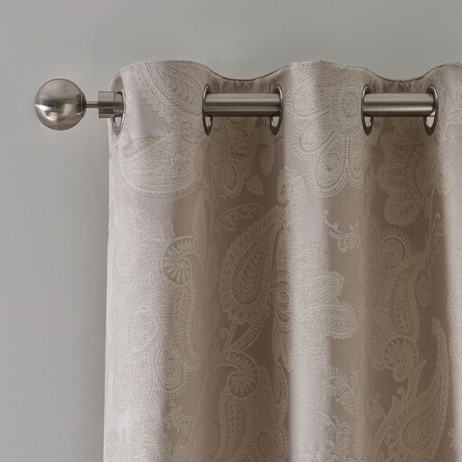 Draperii bej 2 buc. din jacquard 168x229 cm Opulent Jacquard – Catherine Lansfield