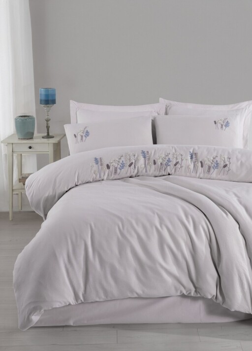 Lenjerie de pat dubla, L&#039;essentiel Maison, Nilda, Gri deschis
