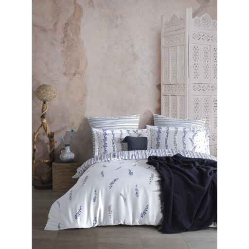 Lenjerie de pat albă-albastră din bumbac satinat pentru pat de o persoană 140x200 cm Marseille Floral – Mila Home Luxury