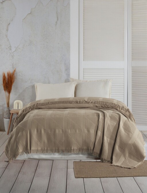 Cuvertura matlasata dubla, L&#039;essentiel Maison, Sirius, Bej