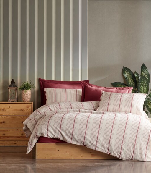Lenjerie de pat dubla, L&#039;essentiel Maison, Avva, Roșu Claret / Alb