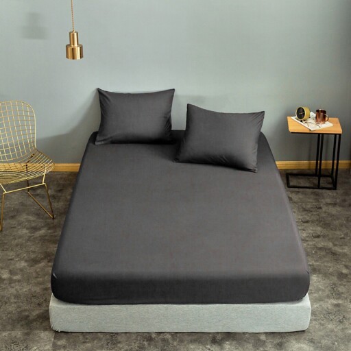 Set de pat dublu (cearceaf cu elastic si perne) 3 piese, L&#039;essentiel Maison, Basic, 65% bumbac/35% poliester, Fumuriu