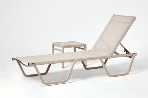 Set sezlong si masuta de gradina 2 piese, Clara, Asos, Poliester tesut cu vinil, Bej