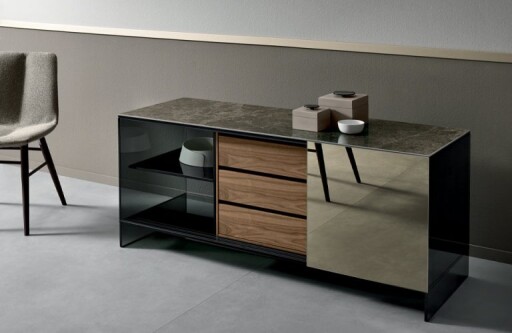 Comoda Tonelli Design Shoji Madia  design Lorenzo De Bartolomeis & Isao Hosoe  150x50cm  h 62cm  structura sticla Fume  usa oglinda  top ceramic