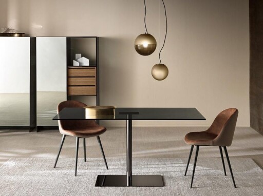 Masa Tonelli Design Farniente  design G.T. Garattoni  130x70cm  h 73cm  baza negru mat  top sticla Fume