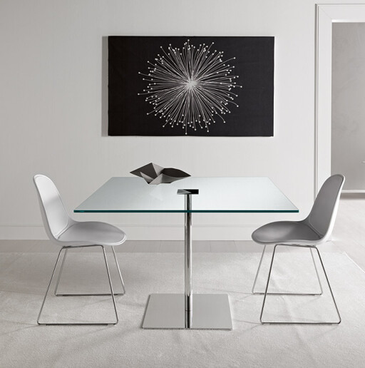 Masa Tonelli Design Farniente  design G.T. Garattoni  90x90cm  h 73cm  baza crom  top sticla transparenta