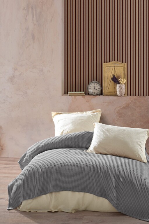 Cuvertura Double Pique, 220x250 cm, 100% bumbac, Havuzlu, Viaden, gri
