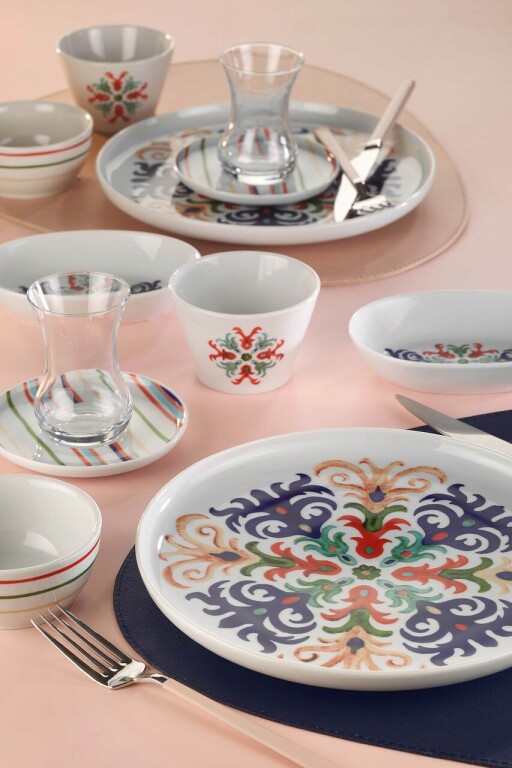 Serviciu de masa breakfast 26 piese MOD30KH60012077, Kutahya Porselen, portelan, multicolor