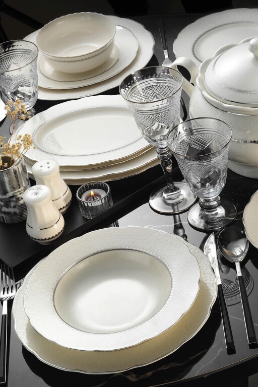 Serviciu de masa 62 piese BNOLY62YT1138020, Kutahya Porselen, ceramica, alb/auriu