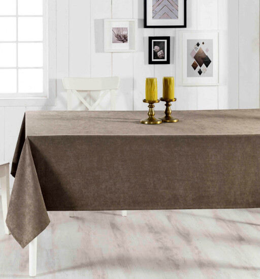 Fata de masa, Hermia, 198DCH1172, Se poate spala la masina pana la maximum 30-40 grade Celsius, Maro