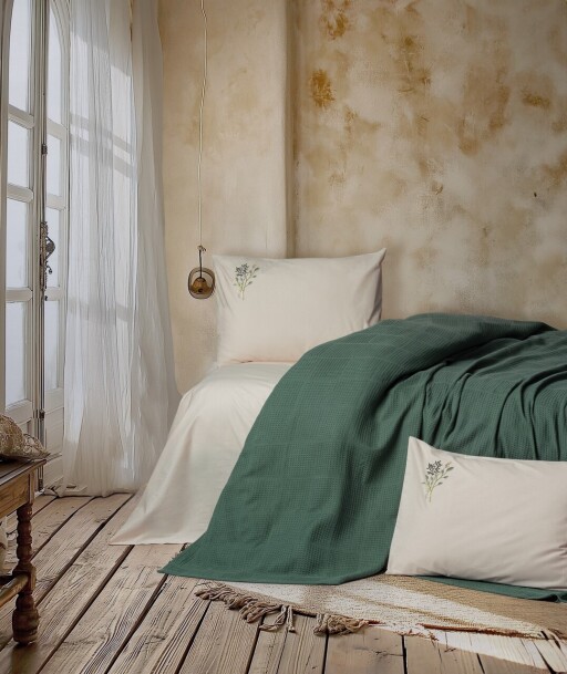 Set cuvertura pique Single, L&#039;essentiel Maison, Sophia, Verde