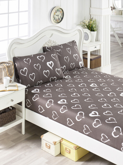 Set de pat pentru o persoana (cearceaf cu elastic si perna) 2 piese, L&#039;essentiel Maison, Amaour, 65% bumbac/35% poliester, Maro/Alb