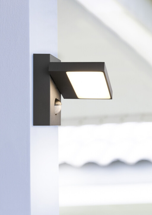 Aplica de perete pentru exterior cu senzor Horton, TRIO, 15x12 cm, 8W, 1x SMD, aluminiu, antracit