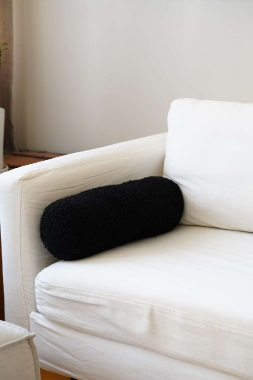 Perna, Teddy Roller, 50x14x14 cm, 75% RECYCLED POLYESTER/25% POLYESTER, Negru