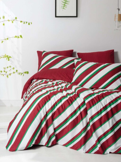 Lenjerie de pat dubla, L'essentiel Maison, Merry, Bumbac Ranforce, Verde / Roșu / Alb