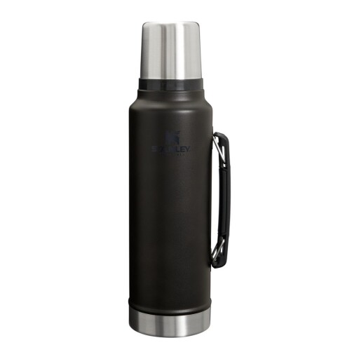 Termos negru din oțel inoxidabil 1,4 l Legendary Classic Bottle Black 2.0 – Stanley