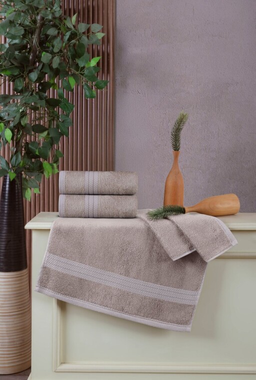 Set prosoape de baie, L'essentiel Maison, Delux, Cappuccino