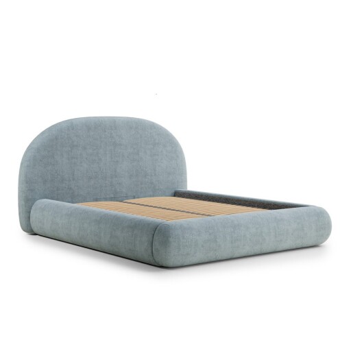 Pat matrimonial albastru deschis tapițat cu spațiu de depozitare cu somieră 160x200 cm Maumere – Maison de Rêve