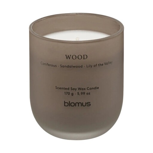 Lumânare parfumată din ceară de soia timp de ardere 35 h Tuoksu Wood – Blomus