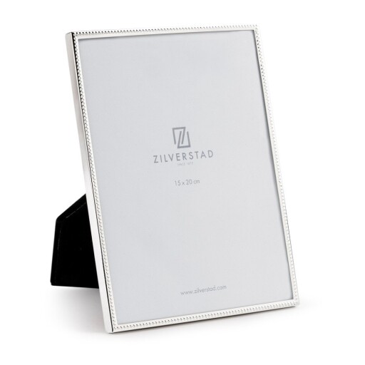 Ramă foto argintiu-lucios cu picior de susținere din metal 16x21 cm Sweet Memory Pearl – Zilverstad