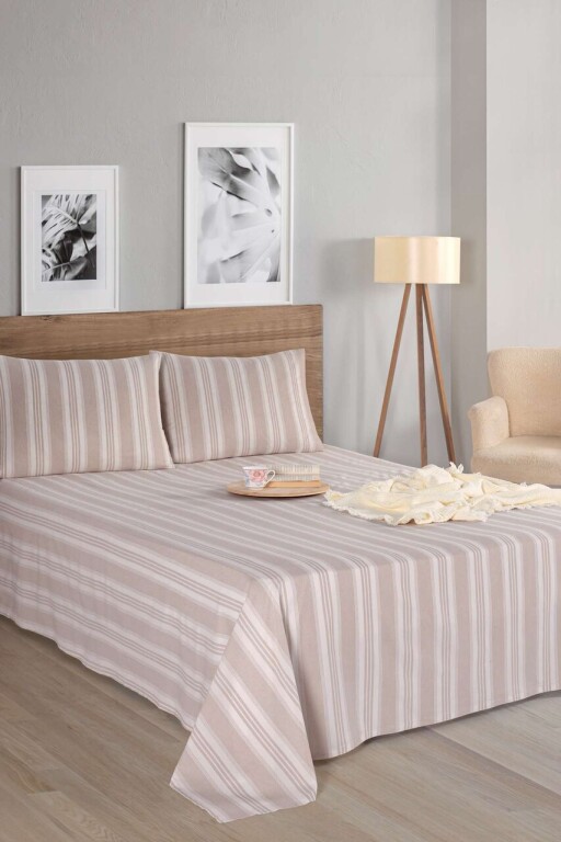 Set de pat dublu (cearceaf cu elastic si perne) 3 piese, L'essentiel Maison, Soft Line, Bej