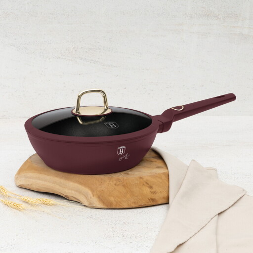 Tigaie adanca cu capac Berlinger Haus, Leonardo, 24 cm, 2.3 L, aluminiu forjat, visiniu mat