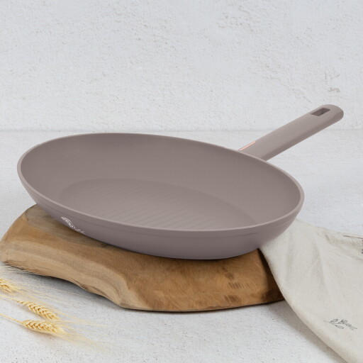 Tigaie pentru peste Berlinger Haus, Taupe, 35 cm, aluminiu forjat, taupe mat
