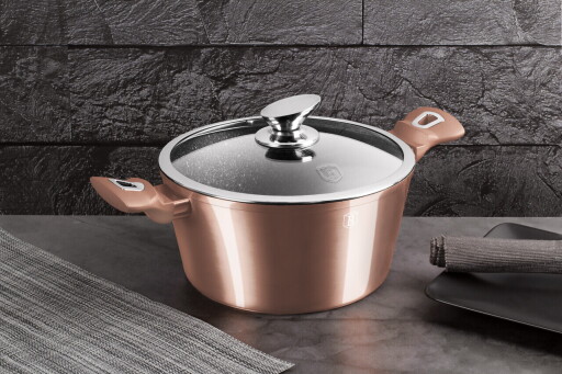 Oala cu capac Berlinger Haus, Rose Gold, 30 cm, 8 L, aluminiu forjat, roz