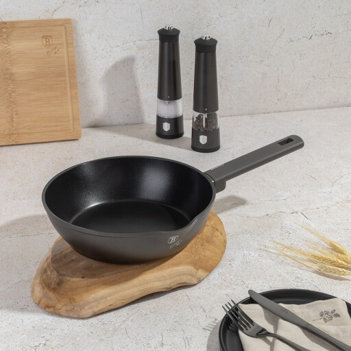 Tigaie adanca Berlinger Haus, Anthracite, 24 cm, 2.3 L, aluminiu forjat, antracit mat