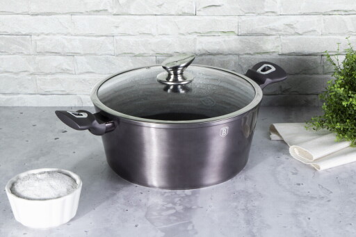 Oala cu capac Berlinger Haus, Carbon Pro, 30 cm, 8 L, aluminiu forjat, gri inchis