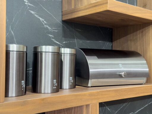 Set cutie pentru paine si 3 recipiente Berlinger Haus, Carbon Pro, 38.5x28x18.5 cm, inox, gri inchis/argintiu